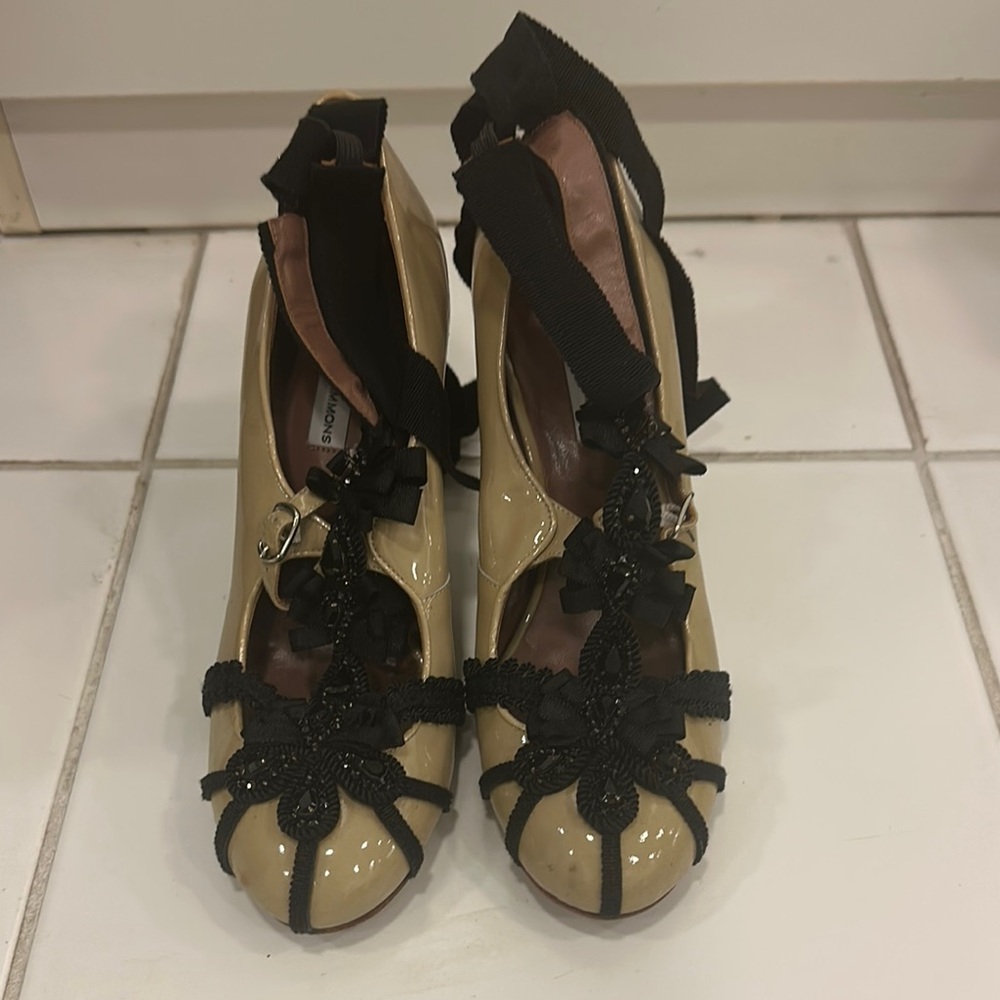Tabitha Simmons Beige and Black Heels
